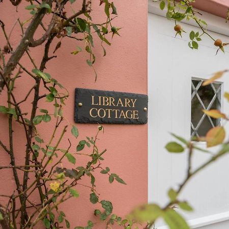Library Cottage, Marlesford ウッドブリッジ エクステリア 写真