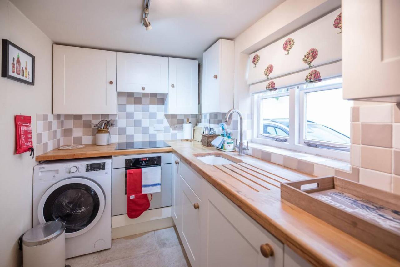 Library Cottage, Marlesford ウッドブリッジ エクステリア 写真