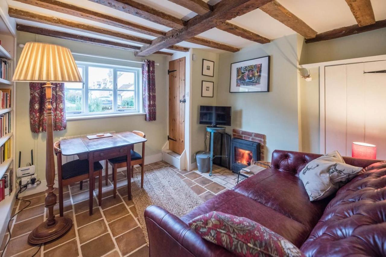 Library Cottage, Marlesford ウッドブリッジ エクステリア 写真